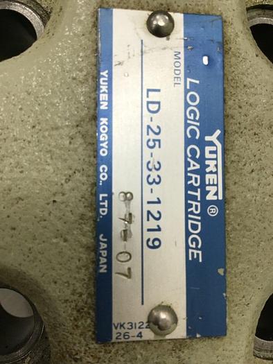Used YUKEN Valve LD-25-33-1219 #141447