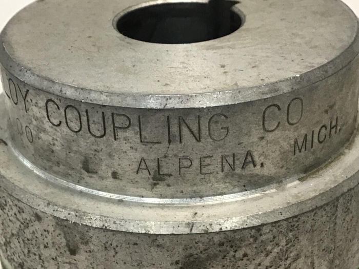 Used MAGNALOY COUPLINGS Coupling 300 LJ #132790