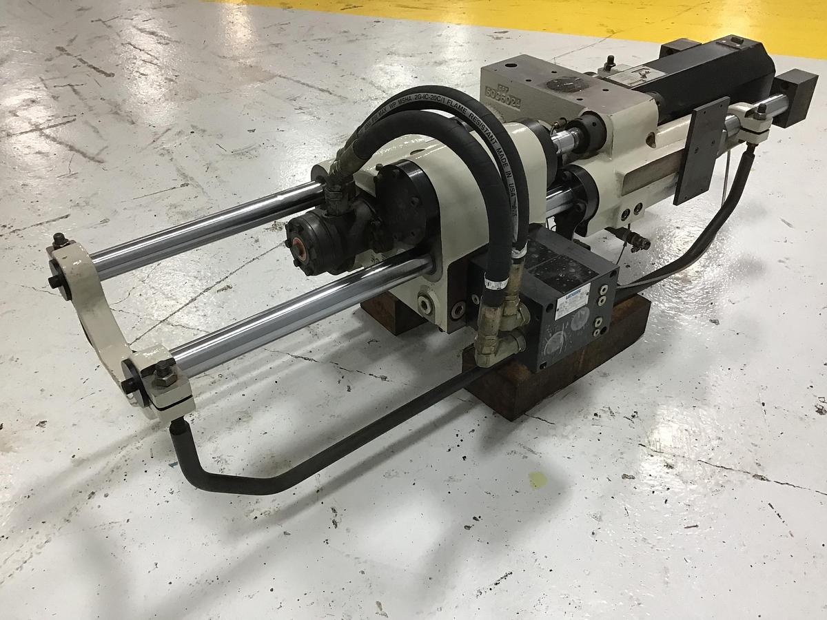 Used CINCINNATI MILACRON INJECTION UNIT USED #142636