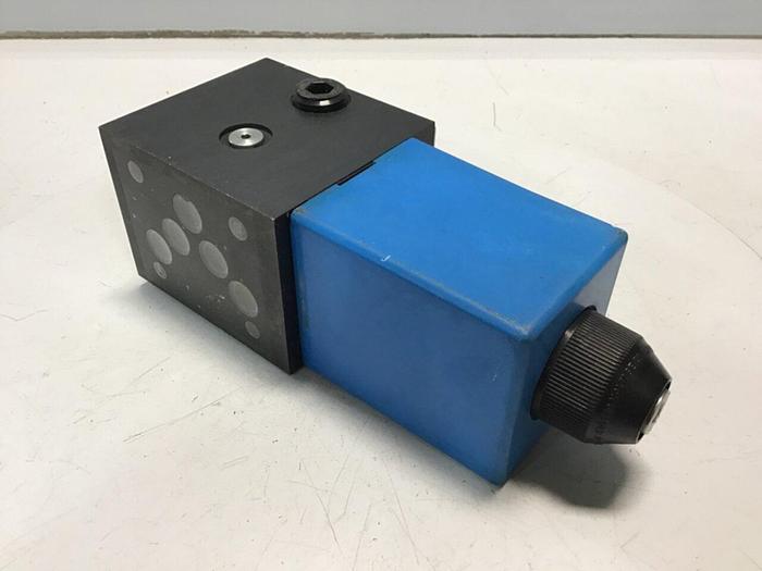 Used VICKERS Valve DG454012AUH60 #121969