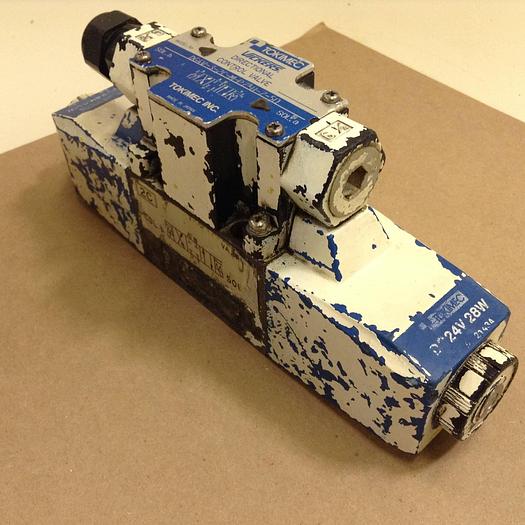 Used VICKERS Tokimec Directional Control Valve DG4V32CMP7H750 Used