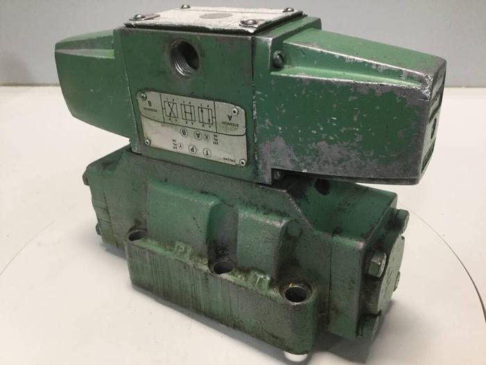 Used SPERRY VICKERS Valve DG5S4060CE51 #99552