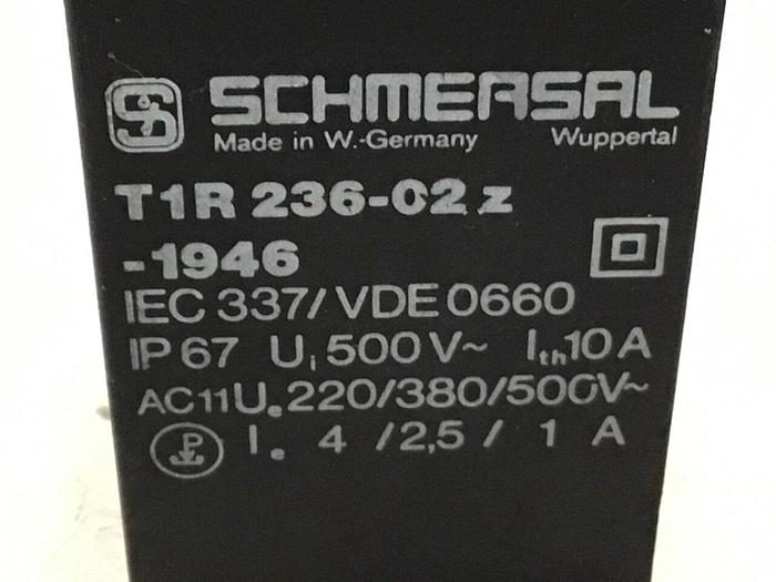 Used SCHMERSAL Limit Switch T1R236-02Z-1946 #121923
