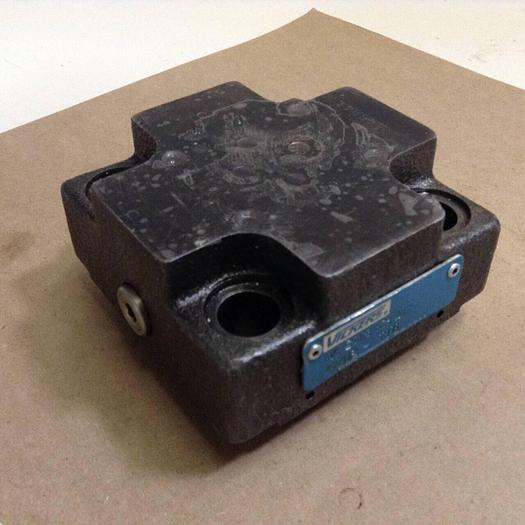 Used VICKERS Valve CVC25D3B2910 #78860