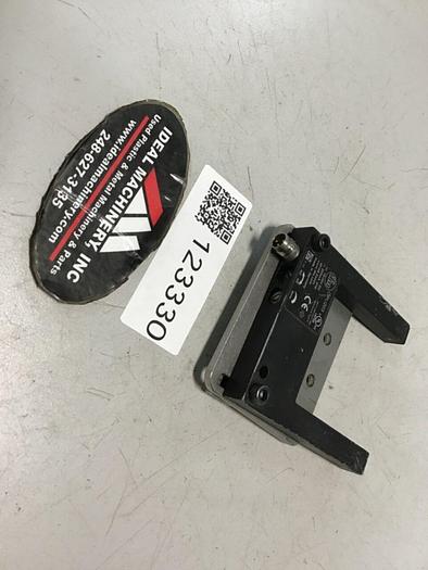 Used IFM Photoelectric Fork Sensor OPU203 #123330
