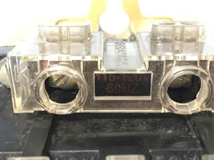 Used ALLEN BRADLEY AC Relay 700-P800A1 SER D #92987