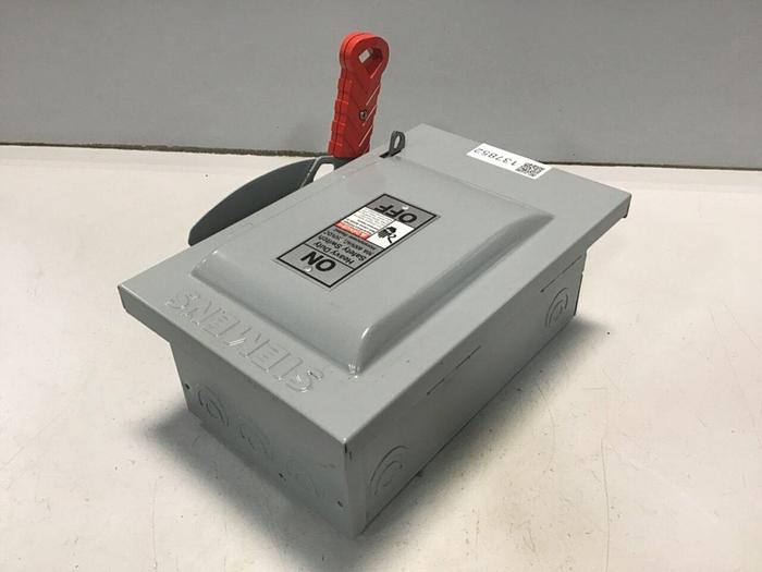Used SIEMENS 30 Amp Safety Disconnect Switch HNF361 VBII #137852