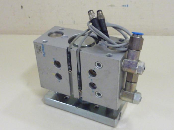 Used FESTO Pneumatic Cylinder DFM-40-25-P-A-GF #57347