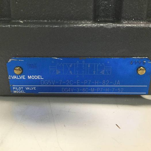 Used TOKIMEC Directional Control Valve DG5V-7-2C-E-P7-H-82-JA #95304