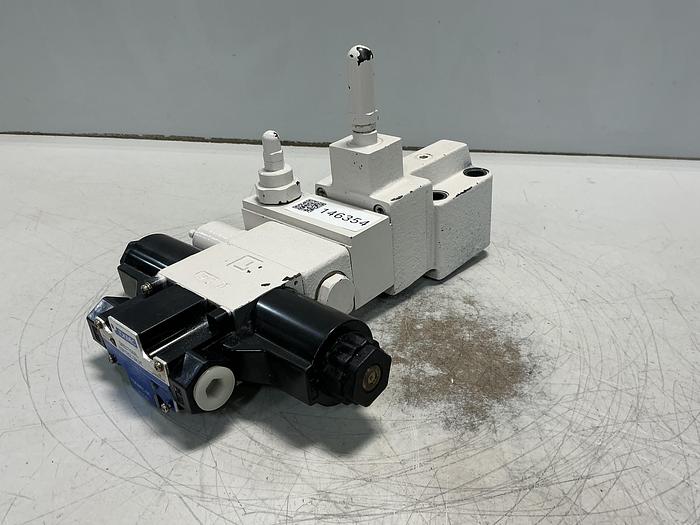 Used TOKIMEC DG4VS-3-0C-M-P7-H-7-P12-52