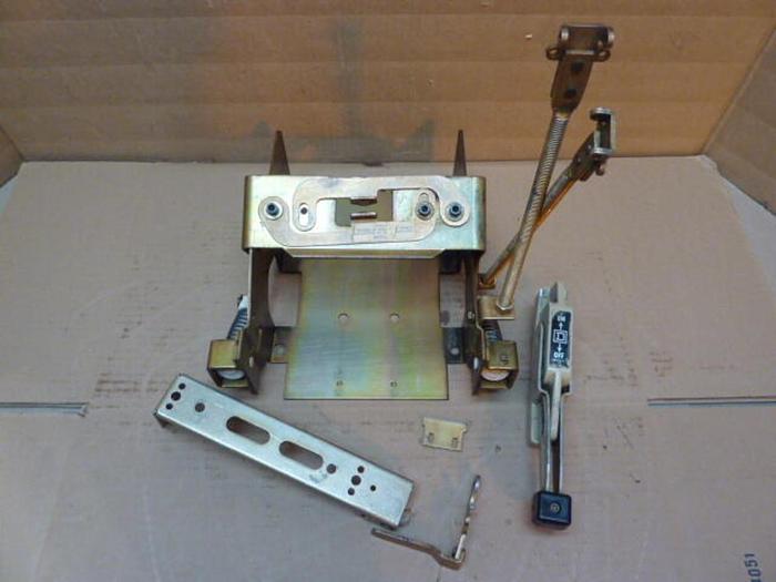 Used SQUARE D Breaker Operating Mechanism 9422-RR-1 Used