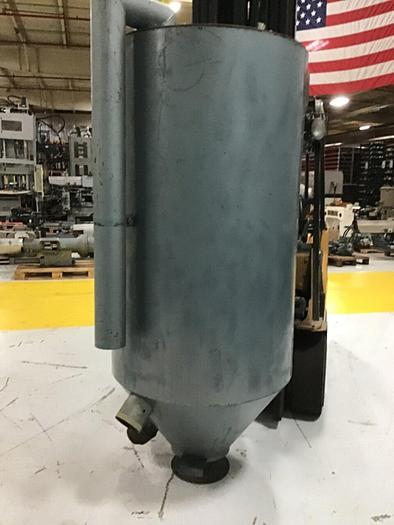 Used CONAIR FRANKLIN 735 LB Capacity Drying Hopper w/ Shutoff 1805390400 Used