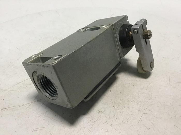 Used TELEMECANIQUE Limit Switch C3JK06 #121469