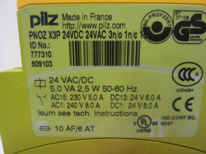 Used PILZ Safety Relay PNOZX3P24VDC24VAC3N/O1N/C1SO #61936