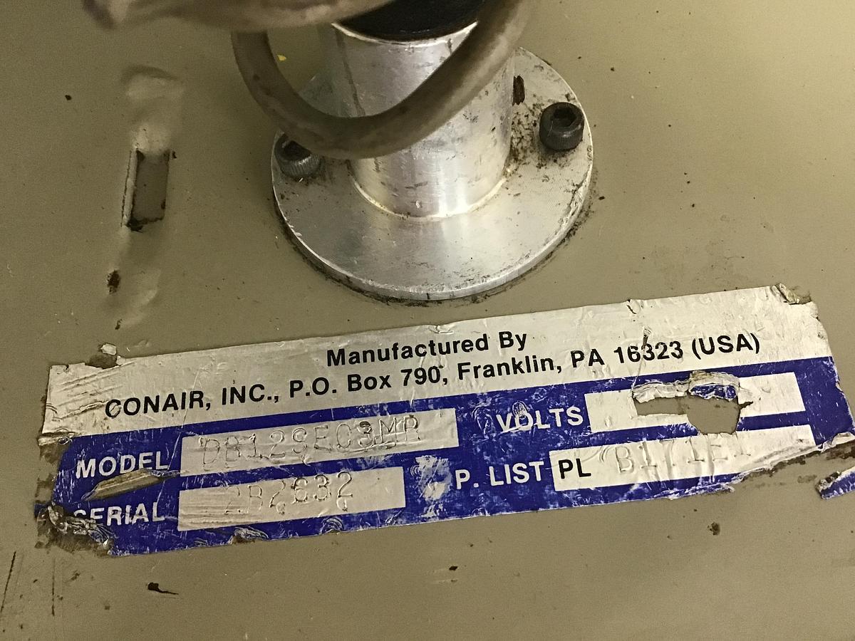 Used CONAIR FRANKLIN DB12SE03MB DustBeater Vacuum Loader w/ Lid Used #142855