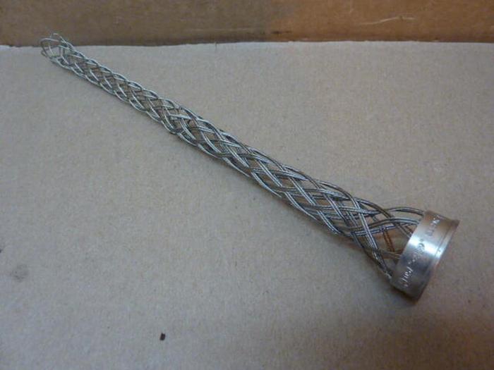 Used LEVITON Wire Mesh Safety Grip 36263 #30749