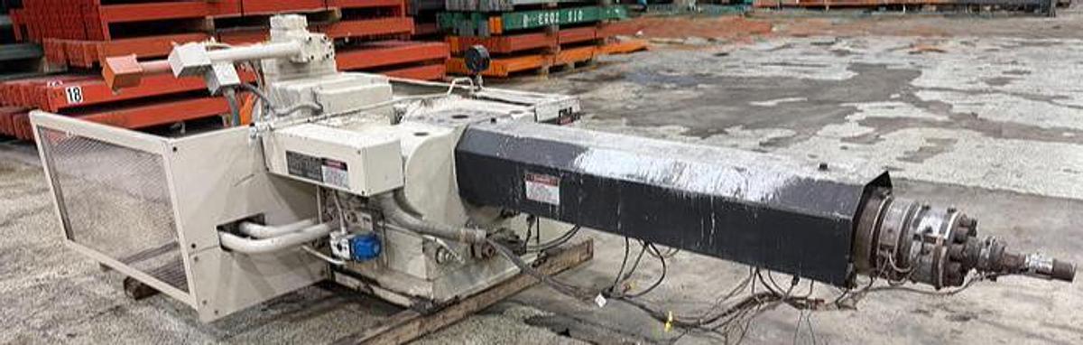 Used TOSHIBA ISE 390 INJECTION UNIT