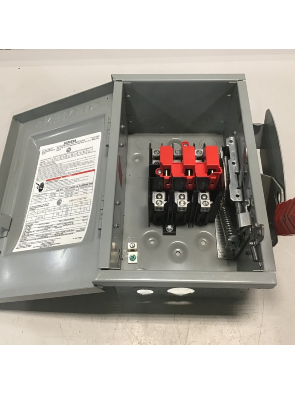 Used SIEMENS 30 Amp Safety Disconnect Switch HNF361 VBII USED