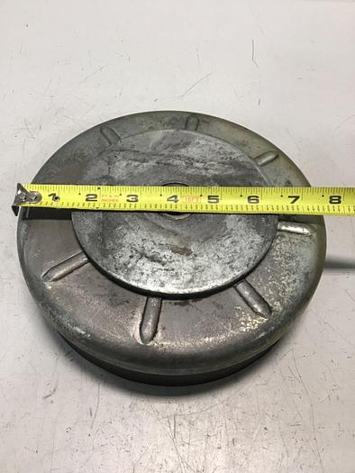 Used GENERIC Leveling Mount Pad 7 3/4 DIAMETER M/M #122760