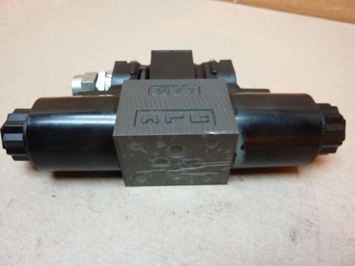 Used YUKEN Directional Valve DSG-01-3C4-D24-6090 #38404