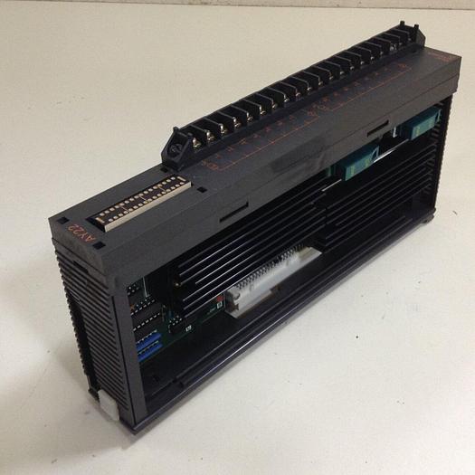 Used MITSUBISHI Programmable Controller AY22 #83626