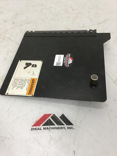 Used CINCINNATI MILACRON Purge Cover VT220-17 / IUIC #123569