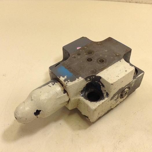 Used VICKERS Hydraulic Valve CVCS25C1S2W24510AP10 #72634