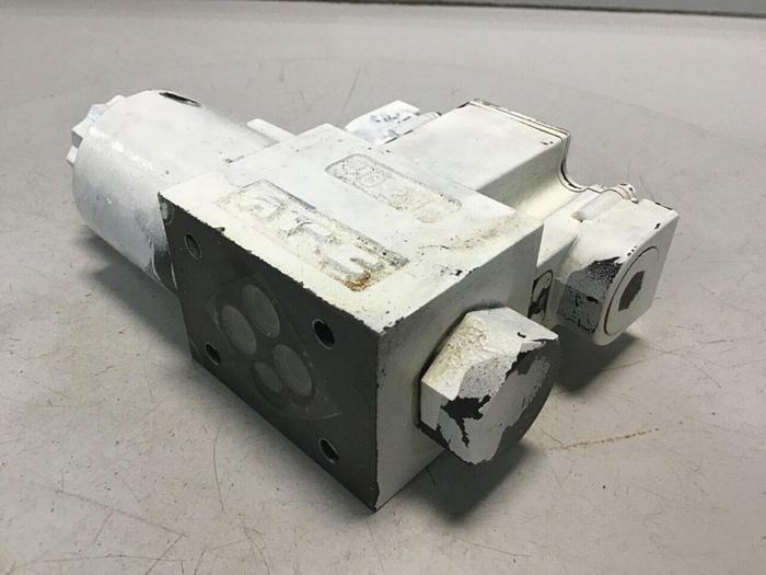 Used YUKEN Directional Valve DSG-01-2B2-D24-60251 #129691