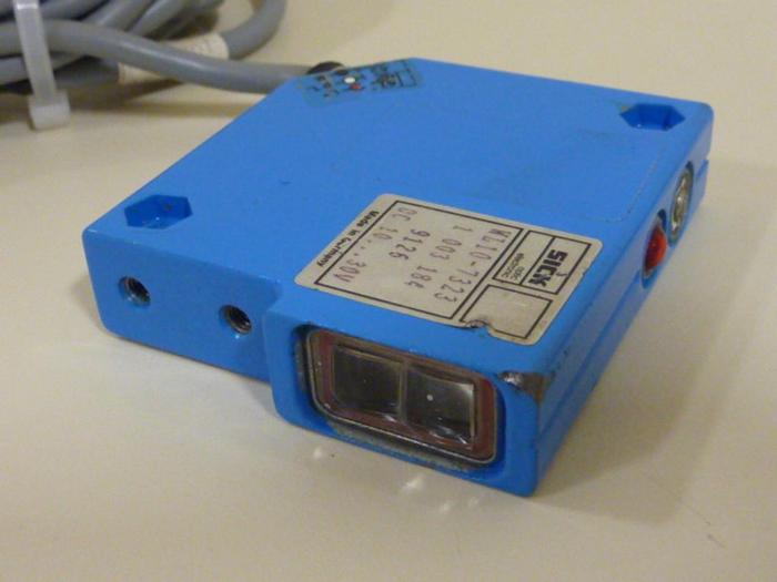 Used SICK OPTIC ELECTRONIC Photoelectric Sensor WL10-7323 #55641