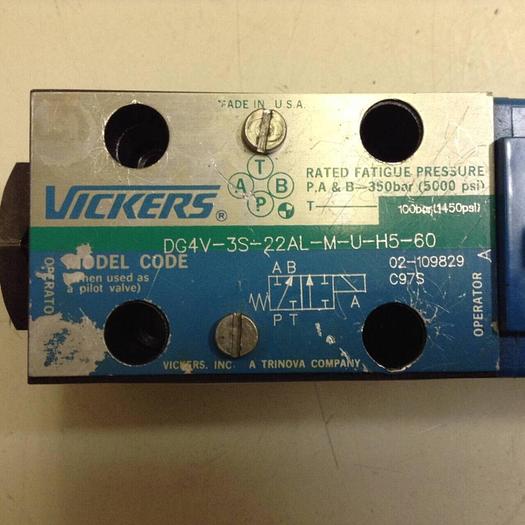 Used VICKERS Directional Valve DG4V-3S-22AL-M-U-H5-60 #87676