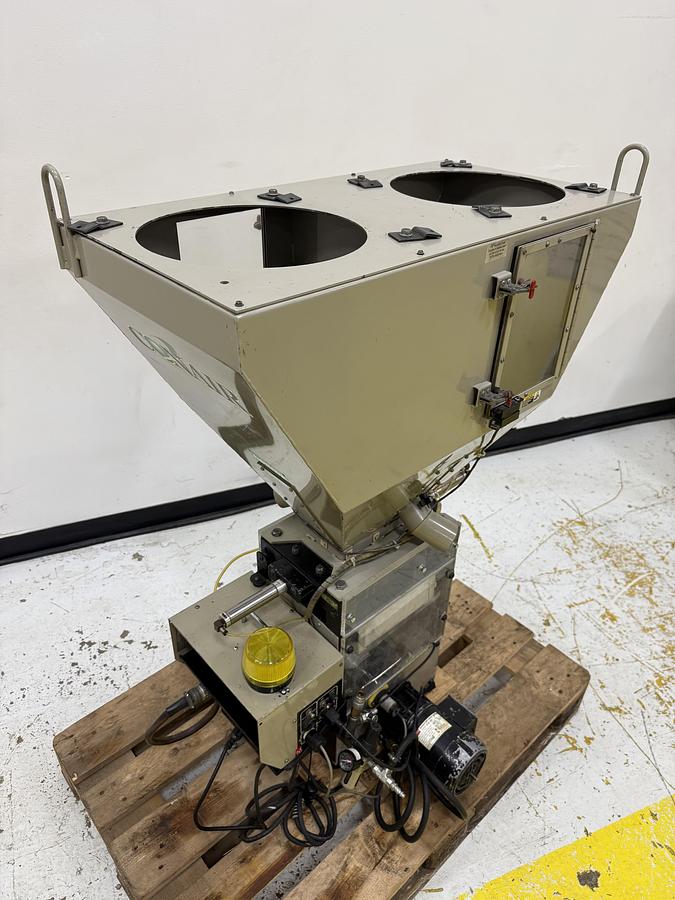Used CONAIR BLENDER