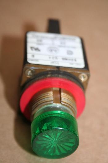 Used ALLEN BRADLEY Push Button 800MR-Q24 GREEN Used