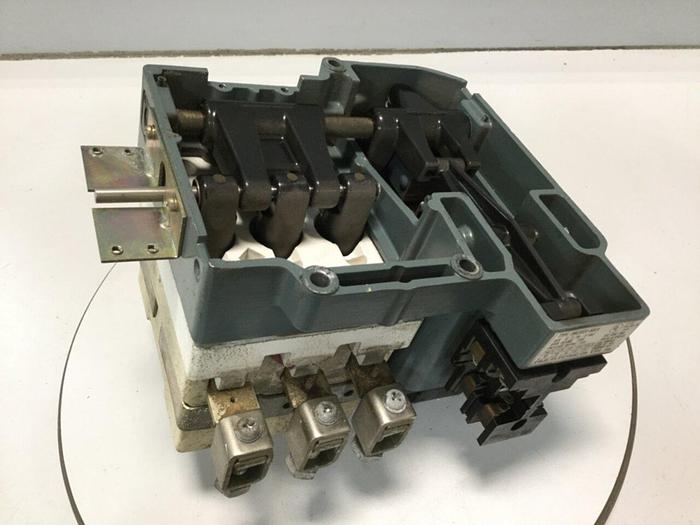 Used FUJI ELECTRIC Starter SRC3931-8ULH #109816