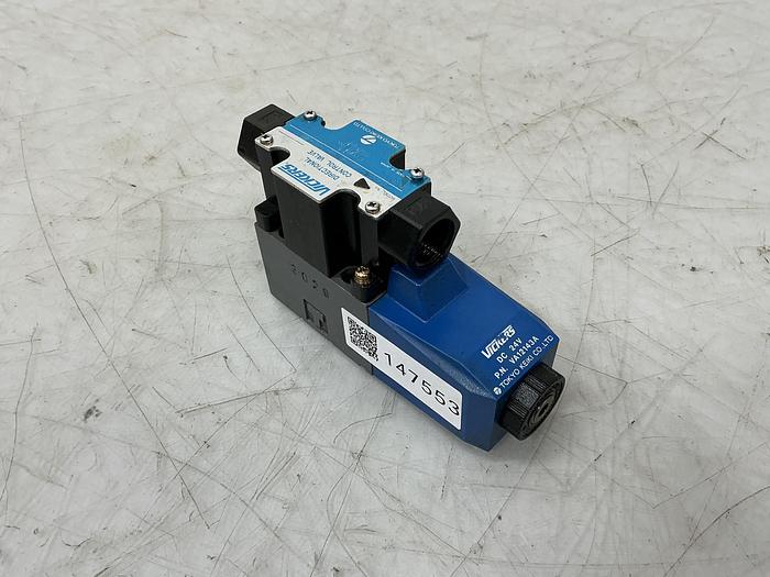 Used VICKERS DG4V-3-2A-M-P7-H-7-50-JA100