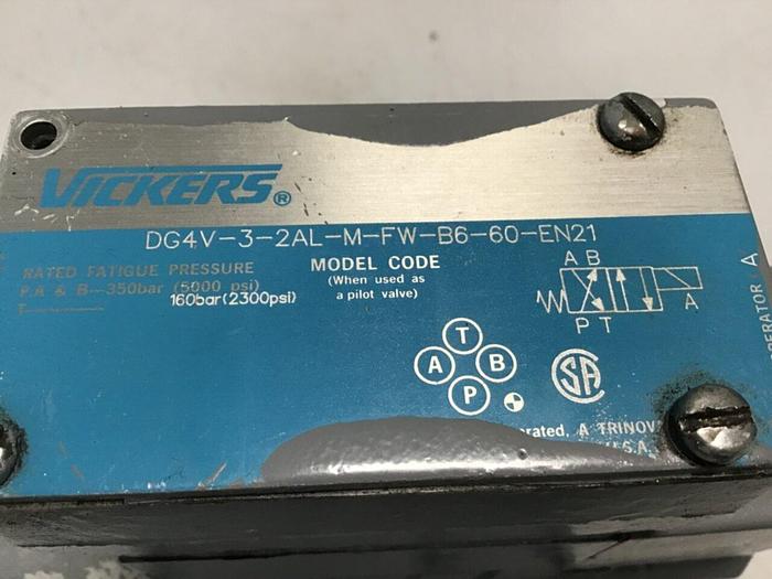 Used VICKERS Valve DG4V32ALMFWB660EN21 #138783
