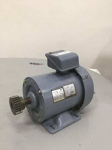 Used YASKAWA .75 kW Induction Motor FEQ 71-2305 #135241