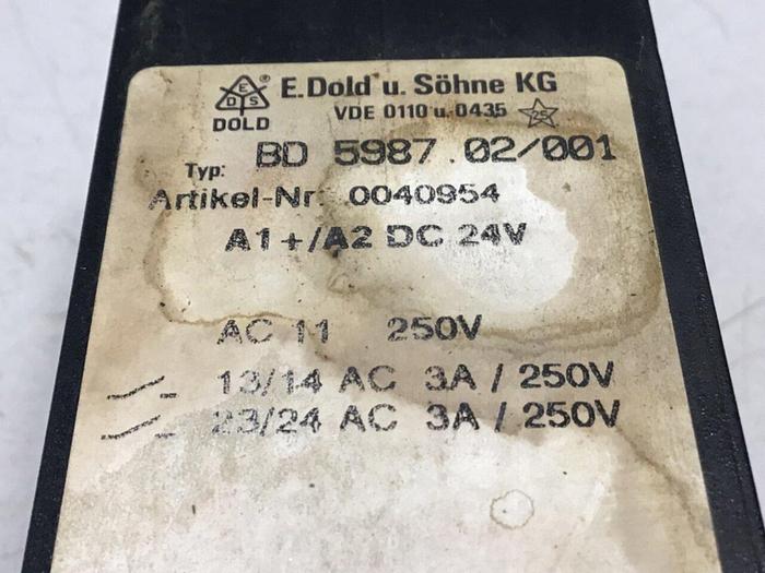 Used E DOLD & SOHNE KG Emergency Stop Module BD5987.02/001 #132564