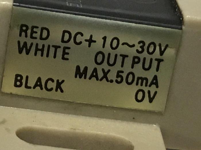 Used FUJI ELECTRIC Proximity Switch PE-B4N #119435