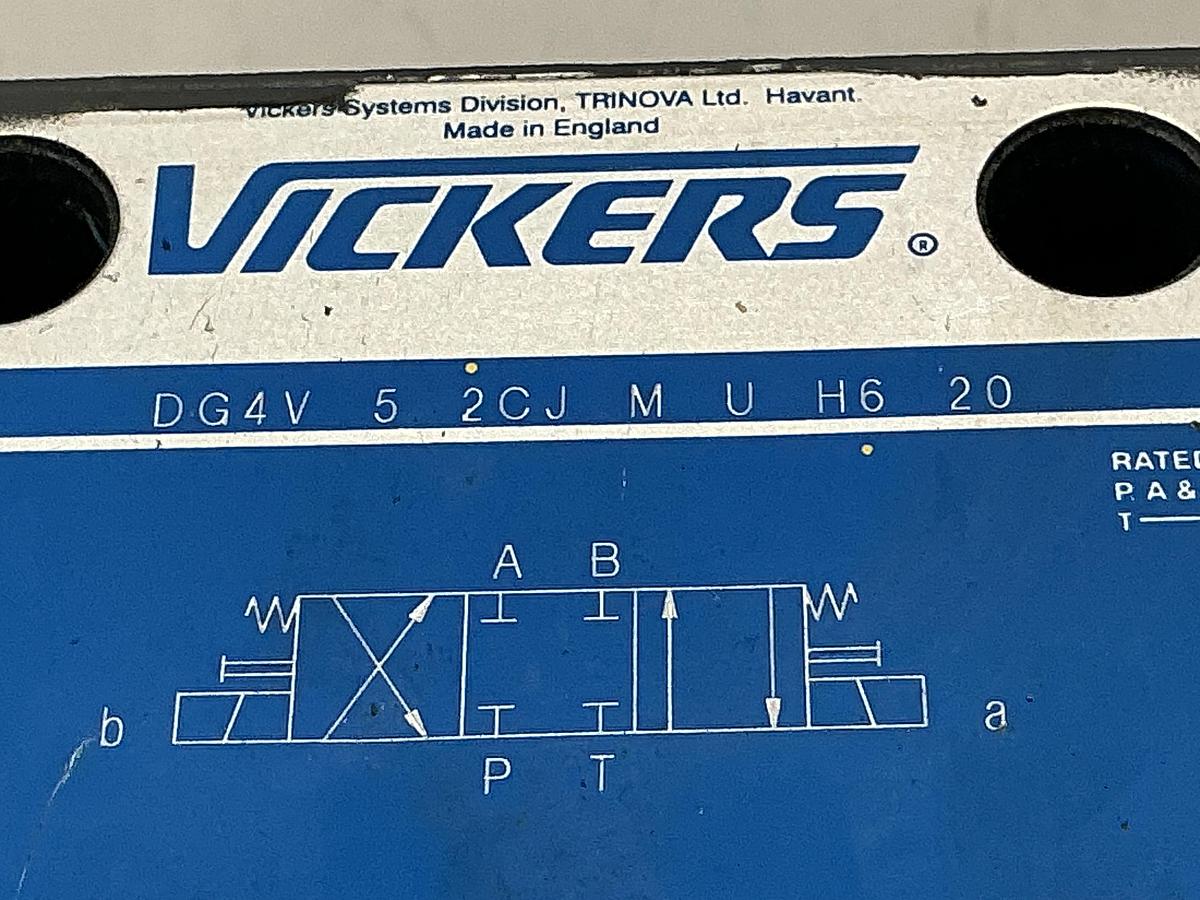 Used VICKERS DG4V 5 2CJ M U H6 20