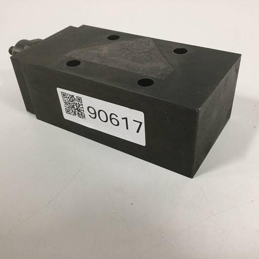 Used VICKERS Pressure Relief Valve DGMC-5-AT-FW-S-30 #90617