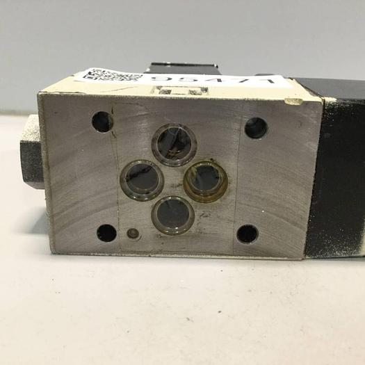 Used VICKERS Directional Control Valve DG4V32AMP7H750 #95471