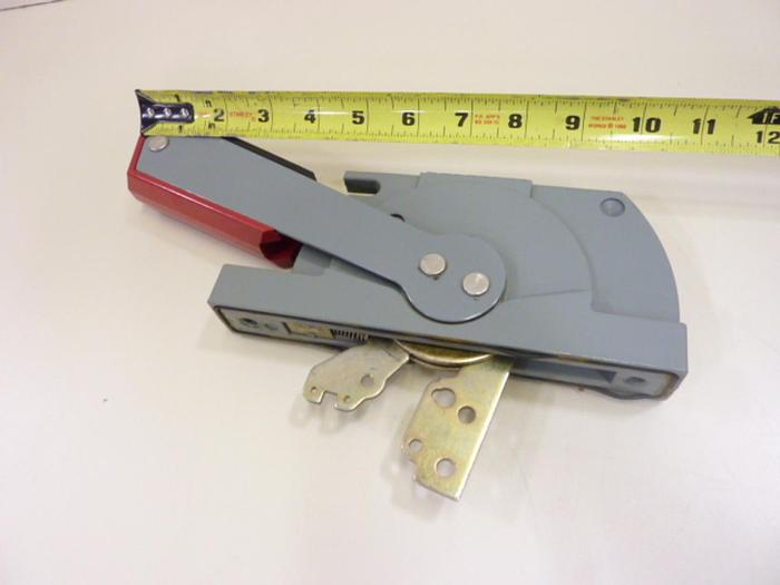 Used ALLEN BRADLEY Disconnect Handle AB-HANDLE #45433