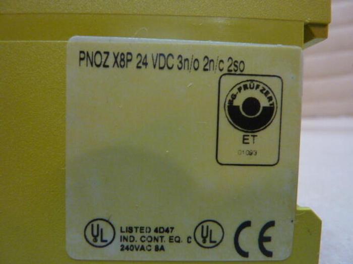 Used PILZ Safety Relay PNOZX8P24VDC3N/O2N/C2SO #28701