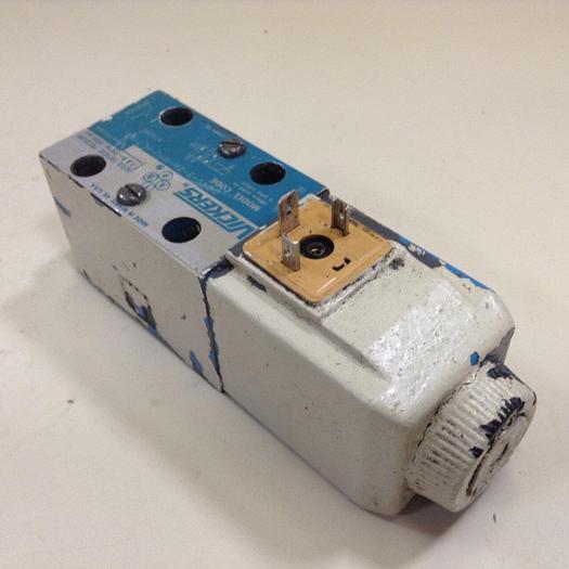 Used VICKERS Solenoid Valve DG4V32AMUHL760 Used