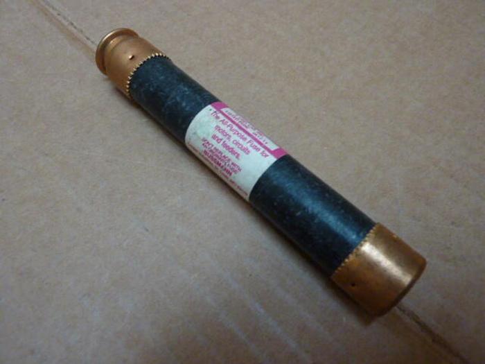 Used FUSETRON / BUSSMANN 2 Amp Fuse FRS-R-2 #26696