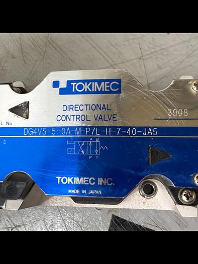 Used TOKIMEC DG4VS-5-0A-M-P7L-H-7-40-JA5