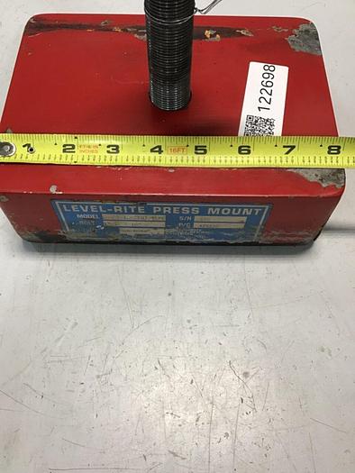 Used UNISORB Leveling Mount 8 x 6 IM-81-100(10) TSFC #122698