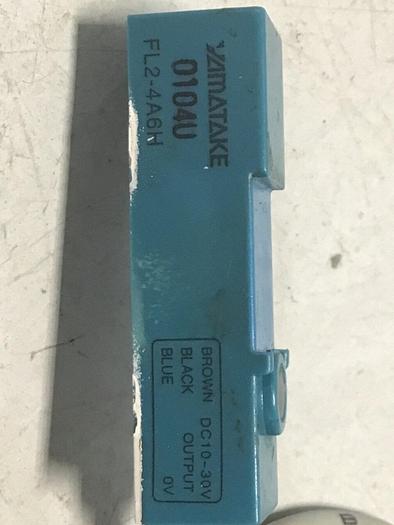 Used YAMATAKE Proximity Switch FL2-4A6H #128120