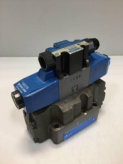 Used VICKERS Directional Control Valve DG4V36CMP7H750JA100 #97331