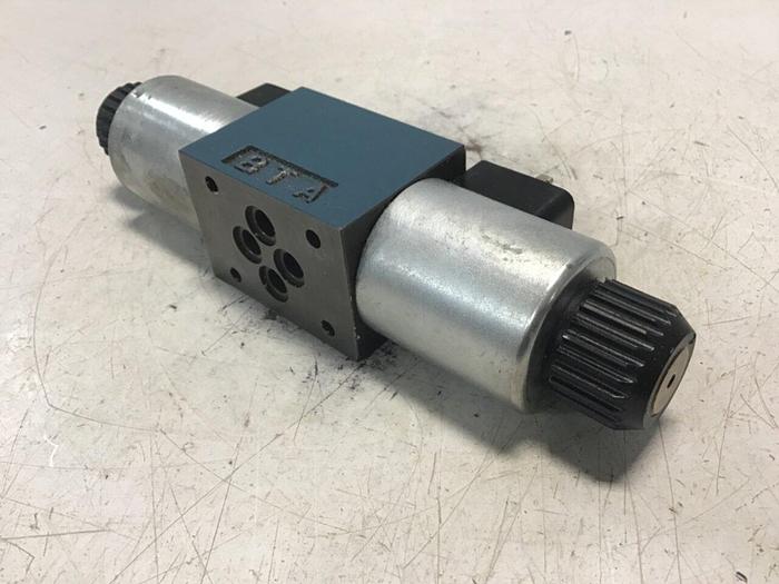 Used BOSCH Valve 0 810 091 240 Used #143797